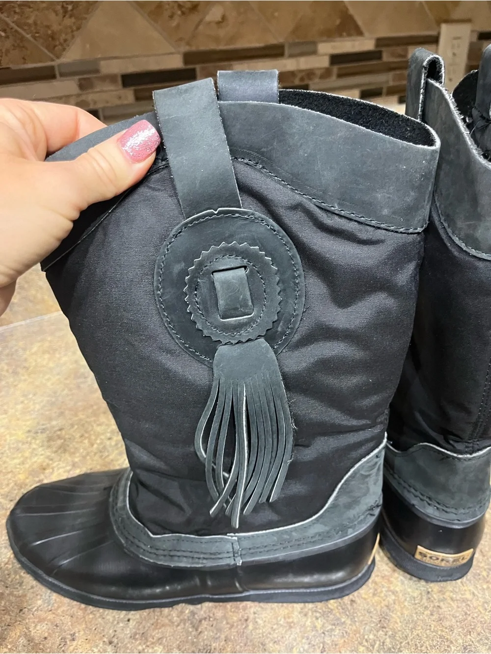 RARE Vintage Sorel Made in Canada Black Tassel Rubber Snow Boots Women’s 8